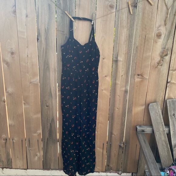 Madewell Smocked Crop Jumpsuit in Flower Toss - Picture 13 of 15